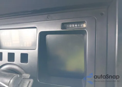 1989 Chevrolet Corvette z USA, uszkodzony, nr VIN 1G1YY2185K5103344